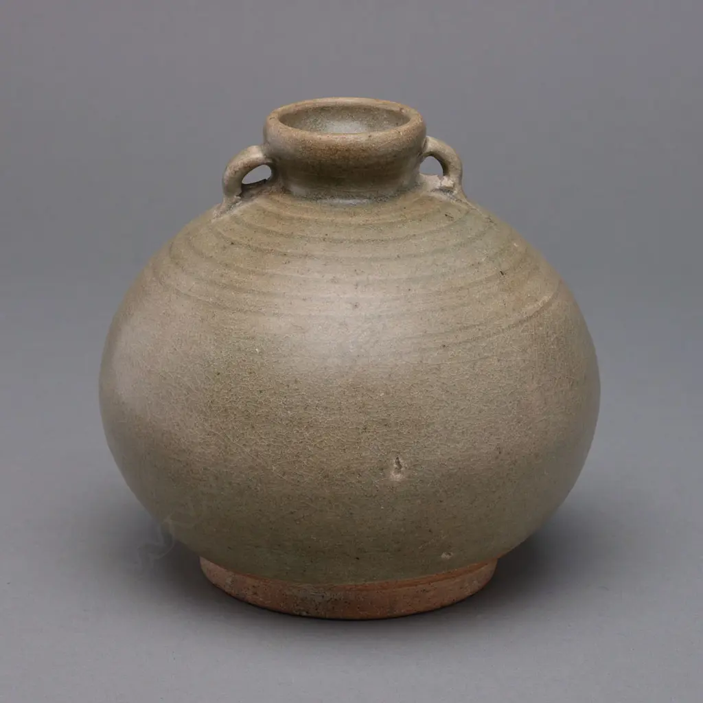 A Sawankhalok stoneware bottle, Image 1++